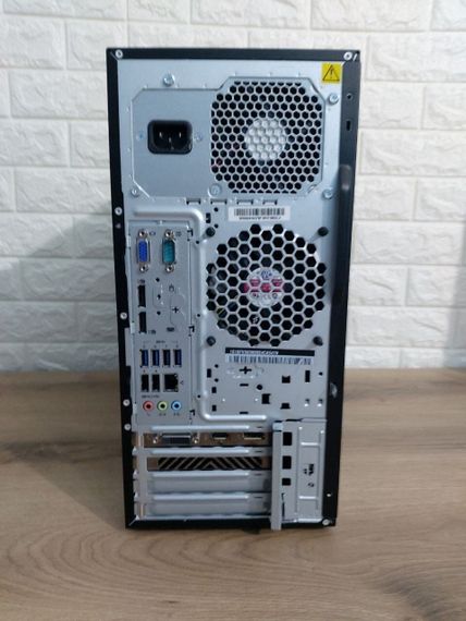 Комп'ютер Lenovo ThinkCentre M800 Tower / Intel Core i5-6500 (4 ядра по 3.2 - 3.6 GHz) / 16 GB DDR4 / 512 GB SSD + 500 GB HDD / nVidia GeForce GTX 1050 Ti, 4 GB GDDR5, 128-bit / DVD-ROM б/в + Подарунок Кабель DVI + живлення | Зображення 4