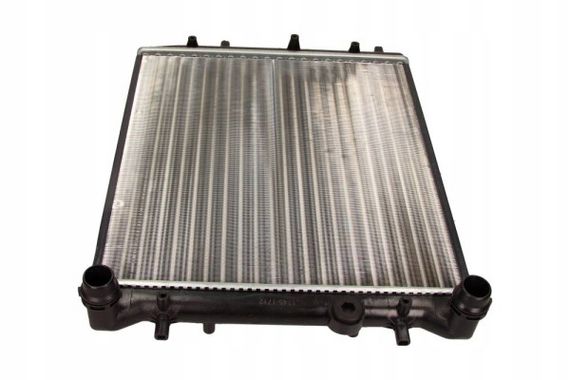 Радіатор охолодження Seat Ibiza 4 2008-, SKODA ROOMSTER 2006-, SKODA FABIA 1999- (об'єм 1.4-1.6) | Зображення 2