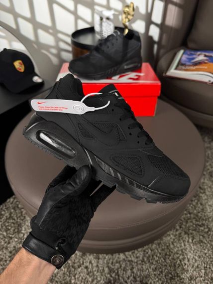 Кросівки чоловічі Air Max IVO All Black весна / осінь A4551 | Зображення 3