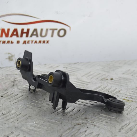 Кронштейн проводки Peugeot 1.6 HDI тримач джгута проводів Пежо 9657574480 | Зображення 3