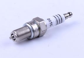 Свеча D8TC  мотоцикл СВ 125/150