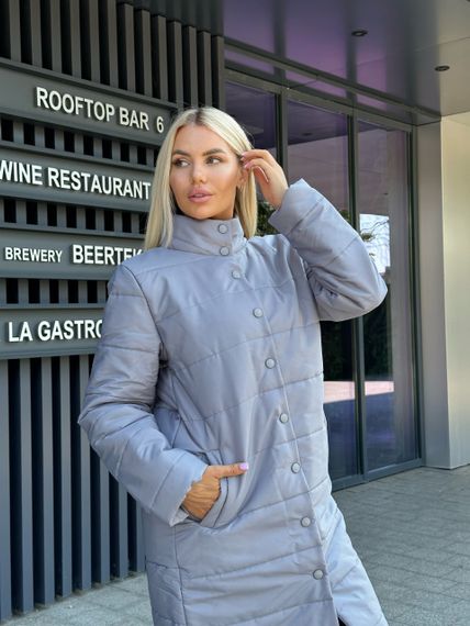 Женская демисезонная стильная удлиненная куртка-пальто стеганая PA2041 цвет серый, размер 46/48 | Зображення 1