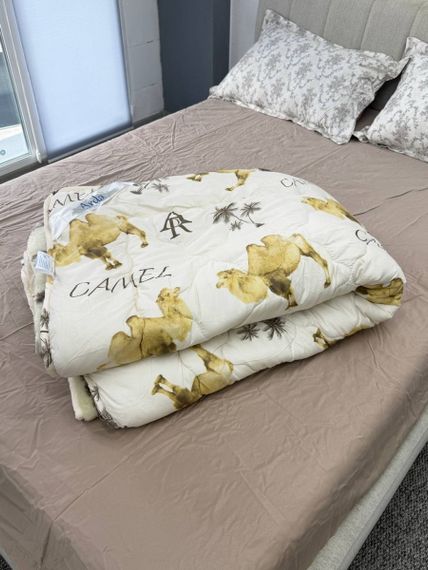 Одеяло полуторное зимнее стеганое из холлофайбера Arda Camell wool 41073 150х210 см | Зображення 4