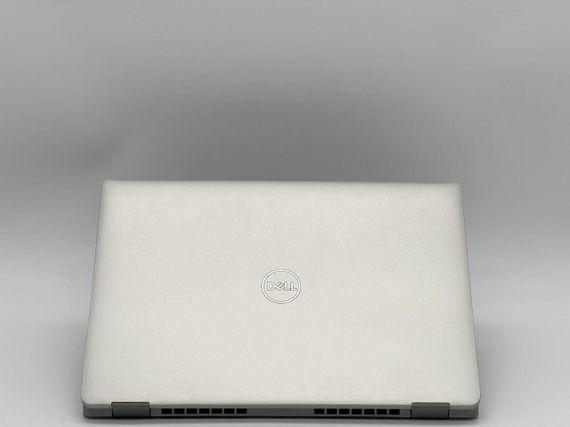 Ультрабук Dell Latitude 5320 / 13.3" (1920x1080) IPS / Intel Core i5-1145G7 (4 (8) ядра по 2.6 - 4.4 GHz) / 8 GB DDR4 / 240 GB SSD / Intel Iris Xe Graphics / WebCam б/у | Зображення 4
