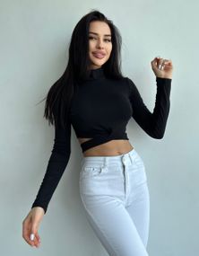 Женская укороченная кофта кроп-топ с завязками на талии NA994 цвет черный, размер 46/48