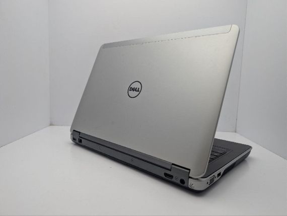Ноутбук Dell Latitude E6440 / 14" (1920x1080) TN / Intel Core i5-4310M (2 (4) ядра по 2.7 - 3.4 GHz) / 8 GB DDR3 / 128 GB SSD / Intel HD Graphics 4600 / DVD-ROM б/в | Зображення 7