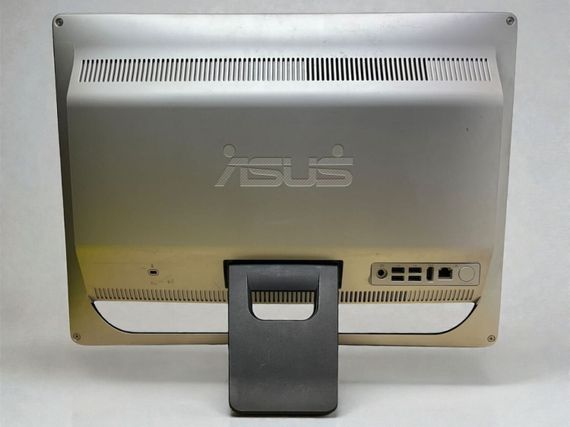Моноблок Б-класс Asus ET2012AUKB / 20" (1600x900) TN / AMD E-450 (2 ядрa по 1.66 GHz) / 8 GB DDR3 / 120 GB SSD / AMD Radeon HD 6320 Graphics / WebCam б/у | Зображення 2