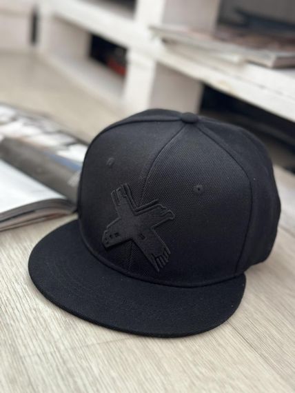Кепка снепбек (Snapback)  з хрестиком Чорний з білим 56-61р (9057) | Зображення 4