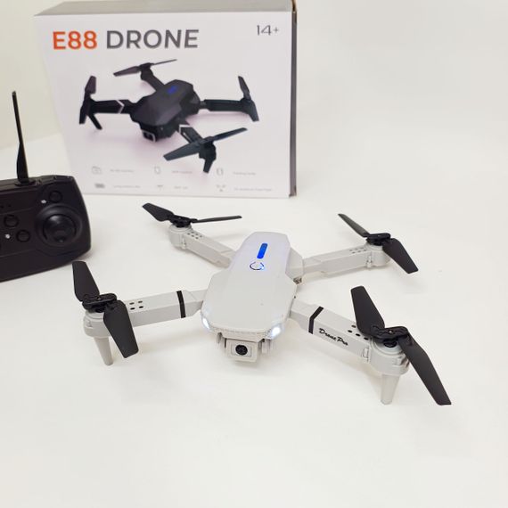 Квадрокоптер E88 міні дрон з HD камерою FPV до 20 хв польоту 2 АКБ та КЕЙС PH-70 | Зображення 6