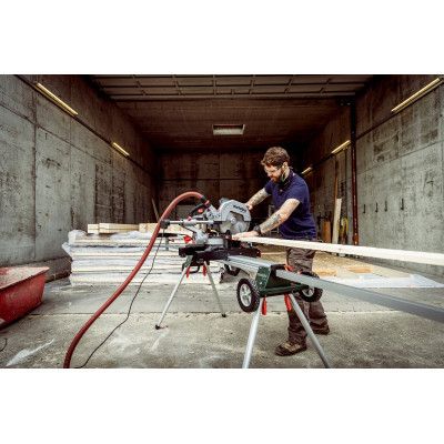 Торцовочная пила Metabo KGS 305M с протяжкой, 1600Вт, 305мм, 18.6кг (613305000) | Зображення 3