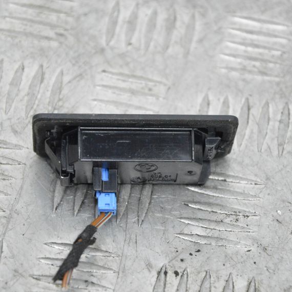 Ліхтар підсвічування номерного знака BMW E90 E91 E92 E93 2004-2013 Лампа номерного знака БМВ 63267193293 | Зображення 1