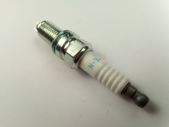 Свічка запалювання NGK V-Line 43 (DCPR7E-N-10) | Зображення 3