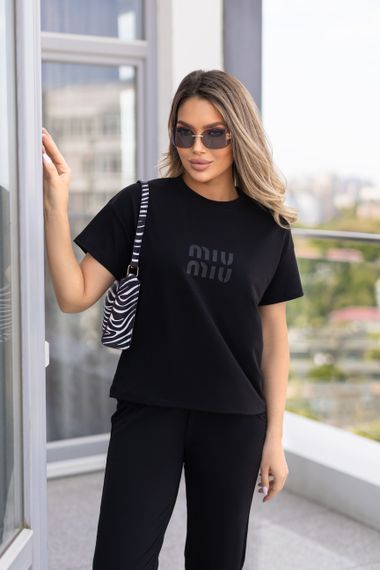 Женский летний спортивный костюм с футболкой и штанами GF1787 цвет черный размер 50/52 | Зображення 1