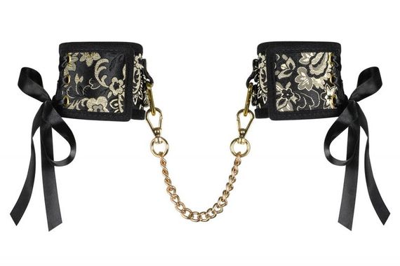 Мереживні наручники з ланцюжком Obsessive Shelle cuffs, Черный/Золотой, Універсальний