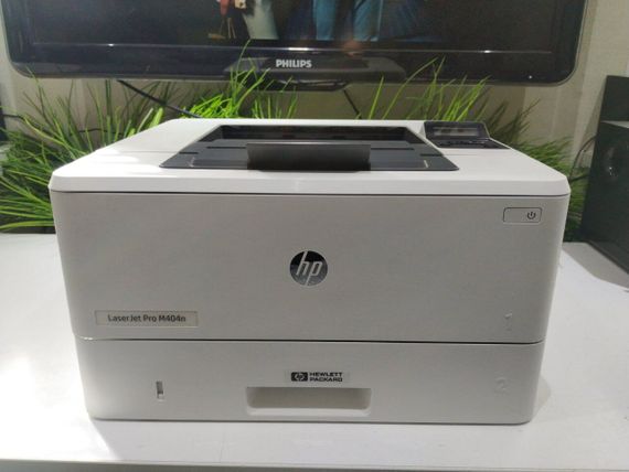 Принтер HP LaserJet Pro M404n / Лазерная монохромная печать / 1200x1200 dpi / A4 / 38 стр/мин / USB 2.0, Ethernet б/у | Зображення 2