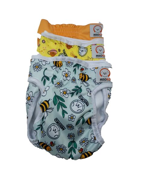 Комплект багаторазових підгузків для собак-самок Misoko&Co, малюнок Dream, розмір XXL, 3 шт