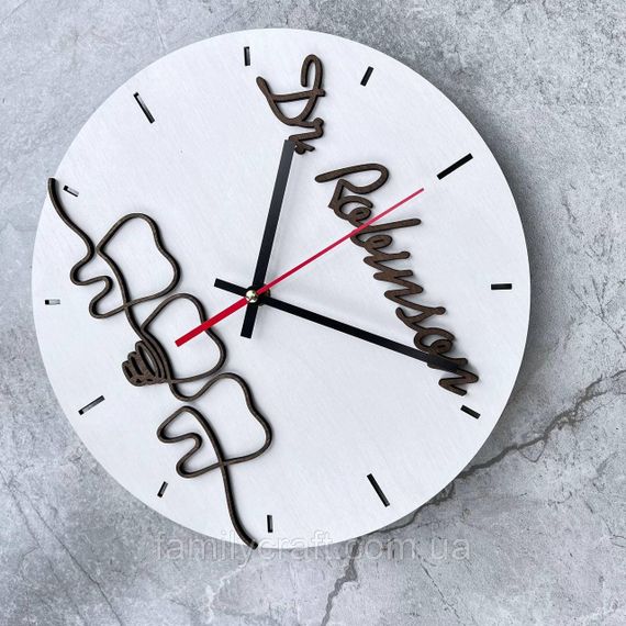 Іменні настінні дерев'яні годинники стоматолога Подарок дантисту або ортодонту, зубному лікарю | Зображення 5