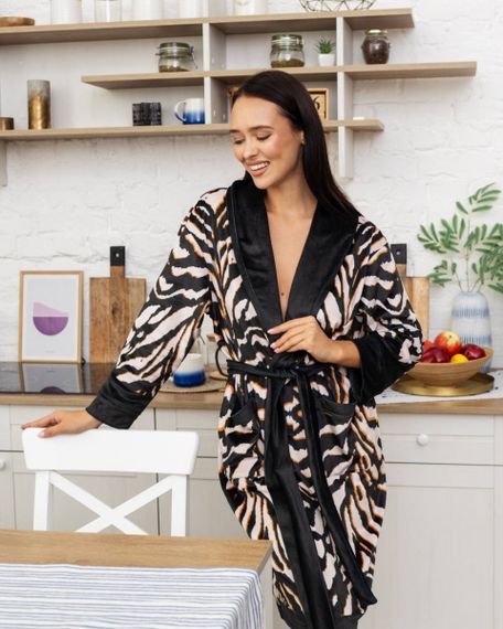 Халат жіночий з плюшевого велюру ексклюзивний Feature 18263 L-XL