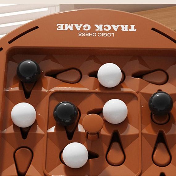 Настольная интерактивная игра Ummi ME-155 Orbital Logic Chess Brown | Зображення 3