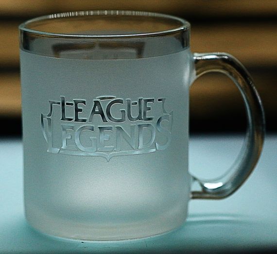 Скляна чашка 320 мл League of Legends з гравіюванням подарунок для фаната LOL ігровий кухоль Ліга Легенд | Зображення 3