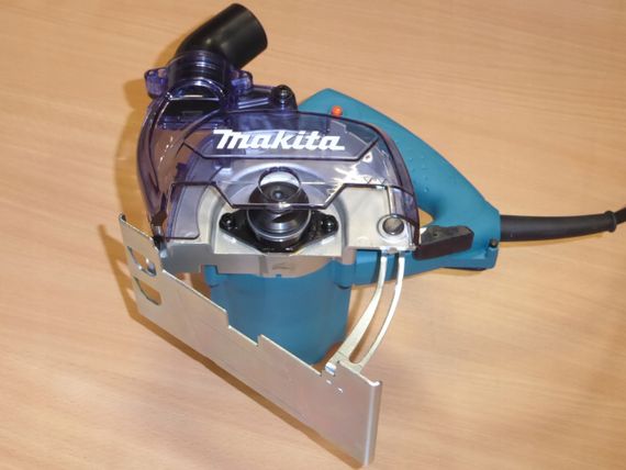 Пила дискова ручна по каменю Makita 4100KB (125 мм, 12200 об/хв, 40 мм, 1400 Вт, сухий різ) | Зображення 6