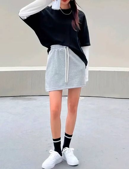 Женский свободный лонгслив оверсайз с эффектом футболки HI2729 цвет черный с белым, размер onesize 42/48 | Зображення 6