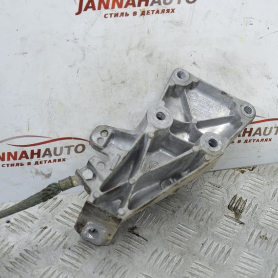 Кронштейн двигуна лівий 2.0 BMW E87 E90 E93 2005-2013 Опора подушка двигуна БМВ е87 22116776529 | Зображення 1