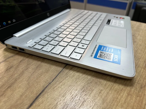 Ноутбук HP 15-ef1072NR 15.6  HD ADM Ryzen 3 3250U/8gb DDR4/256Gb SSD | Зображення 2