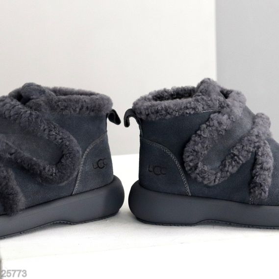 Удобные теплые замшевые зимние серые ботинки на липучке | Зображення 7