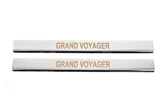 Накладки на пороги Carmos (2 шт, нержавейка) для Chrysler Voyager 2008-2016 гг