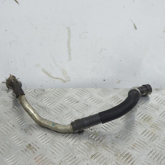 Патрубок системи охолодження 2.7 HDI Peugeot 407 607 Трубка шланг води радіатора Пежо 4U3Q-8548-BB | Зображення 1