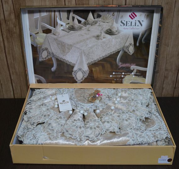 Велюрова скатертина з ранером Selin Gamze Set 160×300+12 серветок Бежева | Зображення 1