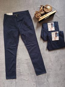 Чоловічі штани чинос Livergy, Tapered Fit, темно-сині р. 32