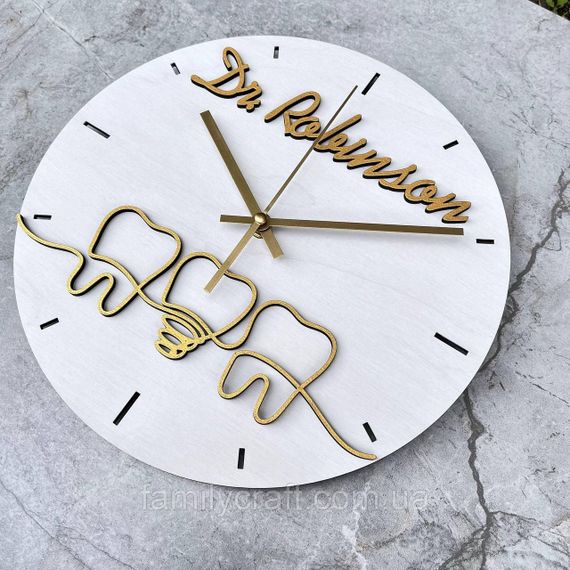 Іменні настінні дерев'яні годинники стоматолога Подарок дантисту або ортодонту, зубному лікарю | Зображення 5