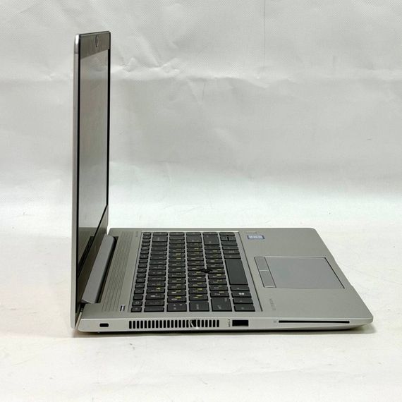 Ультрабук Б-клас HP EliteBook 840 G6 / 14" (1920x1080) IPS / Intel Core i7-8565U (4 (8) ядра по 1.8 - 4.6 GHz) / 8 GB DDR4 / 256 GB SSD / AMD Radeon 550X, 2 GB GDDR5, 64-bit / WebCam / Windows 11 Pro б/в | Зображення 5
