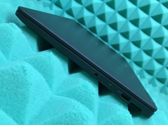 Ультрабук Б-класс Dell Latitude E7470 / 14" (1920x1080) IPS / Intel Core i5-6300U (2 (4) ядра по 2.4 - 3.0 GHz) / 8 GB DDR4 / 256 GB SSD / Intel HD Graphics 520 / WebCam / HDMI / miniDP / Windows 11 б/у | Зображення 7