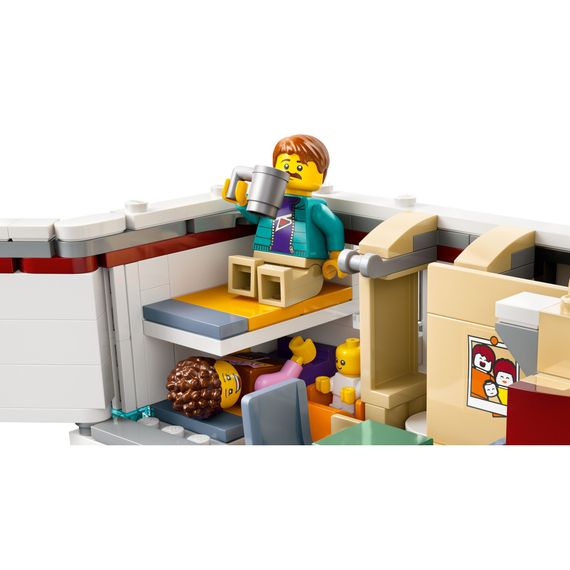 Конструктор LEGO City Пригодницький будинок на колесах для відпустки (60454) | Зображення 4