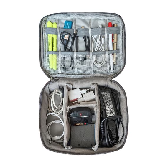 Сумка-органайзер для проводов, зарядок и аксессуаров черная LoveYouHome | Зображення 3