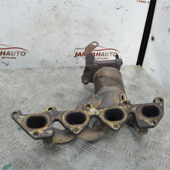 Випускний колектор 1.4 16V Volkswagen Golf IV 1997-2003 Колектор випускний Фольксваген Гольф 4 036178EAAA