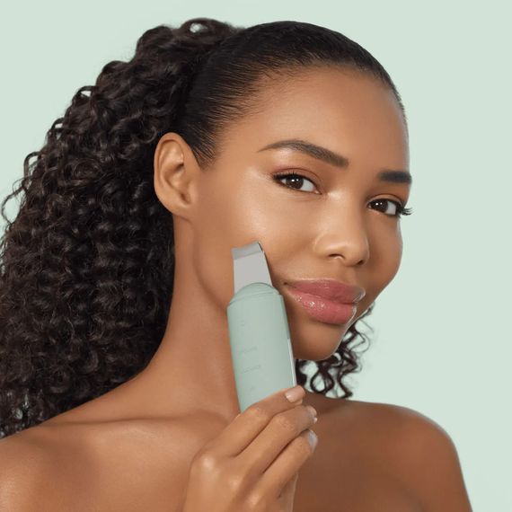 Микротоковый скраббер для кожи и устранение черных точек GESKE MicroCurrent Skin Scrubber&Blackhead Remover 9в1 magenta, Зеленый | Зображення 3