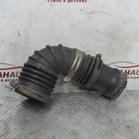 Патрубок повітряного фільтра 2.2 MZR-CD Mazda 6 GH 2008-2012 Трубка повітропроводу Мазда 6 R2AA1376X