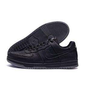 Демісезонні шкіряні кросівки Nike AIR колір чорний