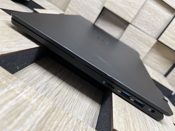 Ультрабук Б-класс Gateway GWTC71427-BK / 14.1" (1920x1080) IPS Touch / Intel Core i7-1255U (10 (12) ядер по 2.8 - 4.7 GHz) / 8 GB DDR4 / 512 GB SSD M.2 / Intel UHD Graphics / WebCam / Fingerprint б/у | Зображення 5