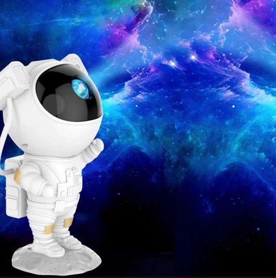 Лазерний нічник проєктор зоряного неба Астронавт із пультом. Astronaut галактики RGB | Зображення 6