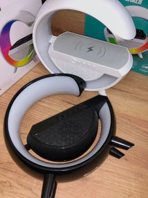 Умный светильник/ Ночник c беспроводной зарядкой для телефона/Bluetooth-колонка