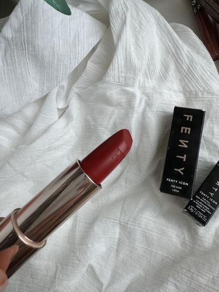 Помада для губ Fenty beauty by rihanna fenty icon the fill semi-matte refillable lipstick - MVP | Зображення 2