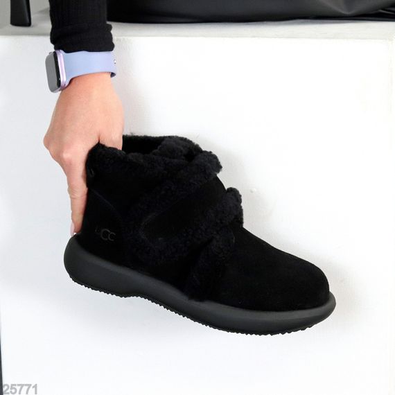 Зручні теплі зимові замшеві чорні черевики на липучці | Зображення 1