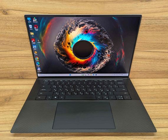 Ігровий ноутбук Б-клас Dell XPS 15 9510 / 15.6" (1920x1080) IPS / Intel Core i7-11800H (8 (16) ядер по 2.3 - 4.6 GHz) / 16 GB DDR4 / 512 GB SSD / nVidia GeForce RTX 3050, 4 GB GDDR6, 128-bit / WebCam / Windows 11 б/в + Подарунок Миша / USB | Зображення 1