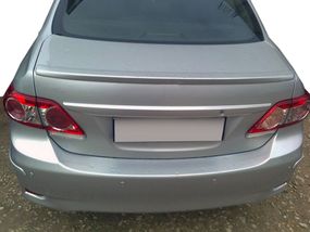 Спойлер (під фарбування) для Toyota Corolla 2007-2013 років