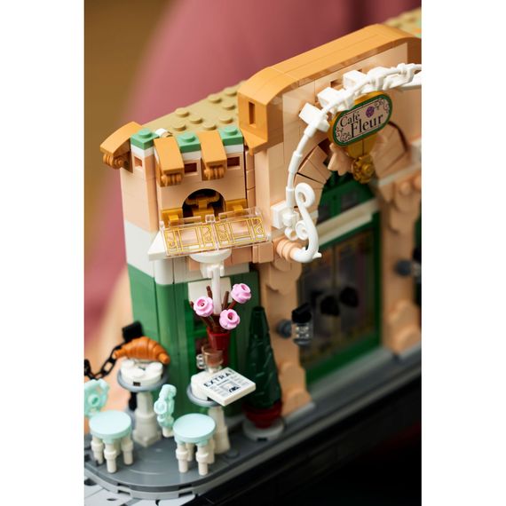 Конструктор LEGO Icons Французька кав'ярня (10362) | Зображення 8